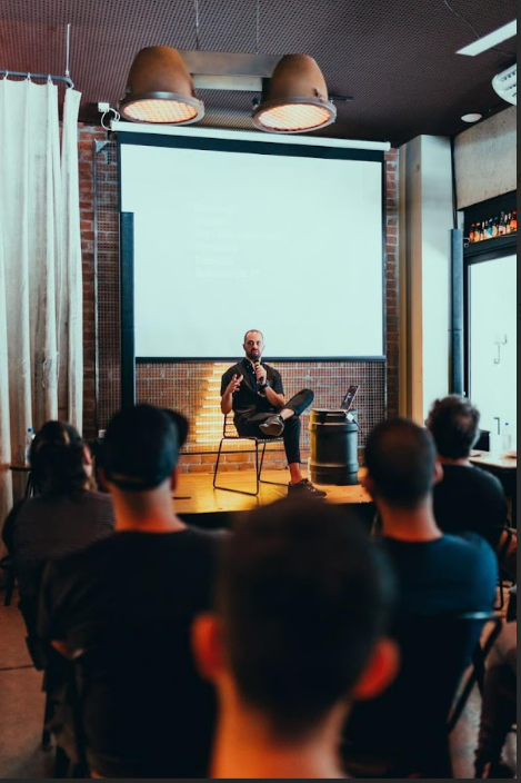 Coaching: Command theStage, Master the Message:The EKSB ProductionExperience